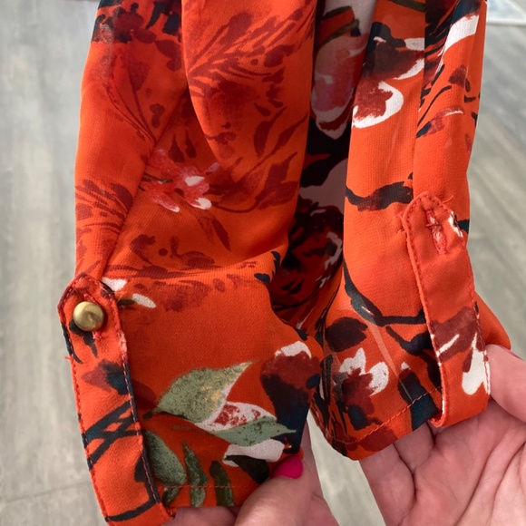 Woman’s floral romper - Picture 5 of 5